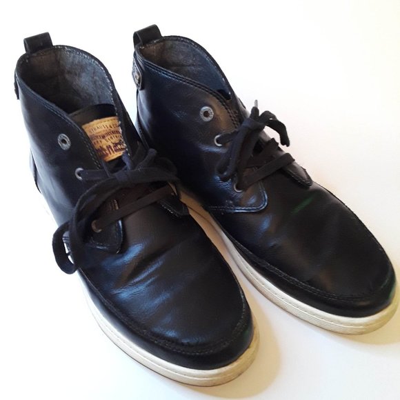 LEVI'S MEN'S HIGH TOP SNEAKER BOOTS - MEN'S SIZE 8.5 M - BLACK - MATERIAL INNER - Picture 1 of 10